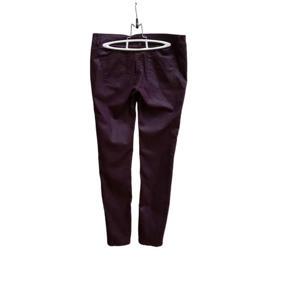 Womens Jeans Size 5 Burgundy Skinny Tappered Leg Mid Rise Coated - Picture 6 of 10